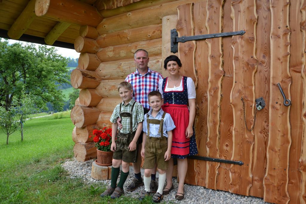 Holdhof Farm stay *