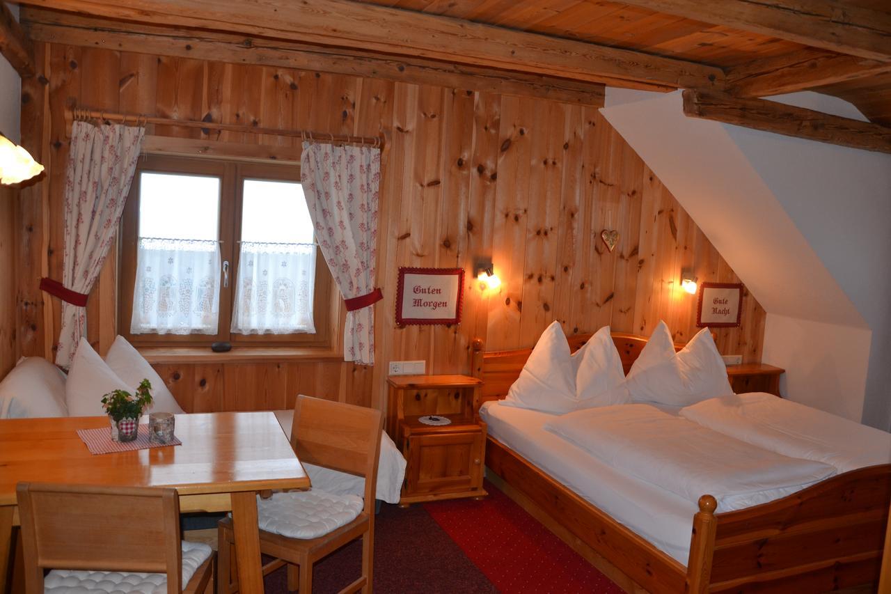 Holdhof Farm stay *